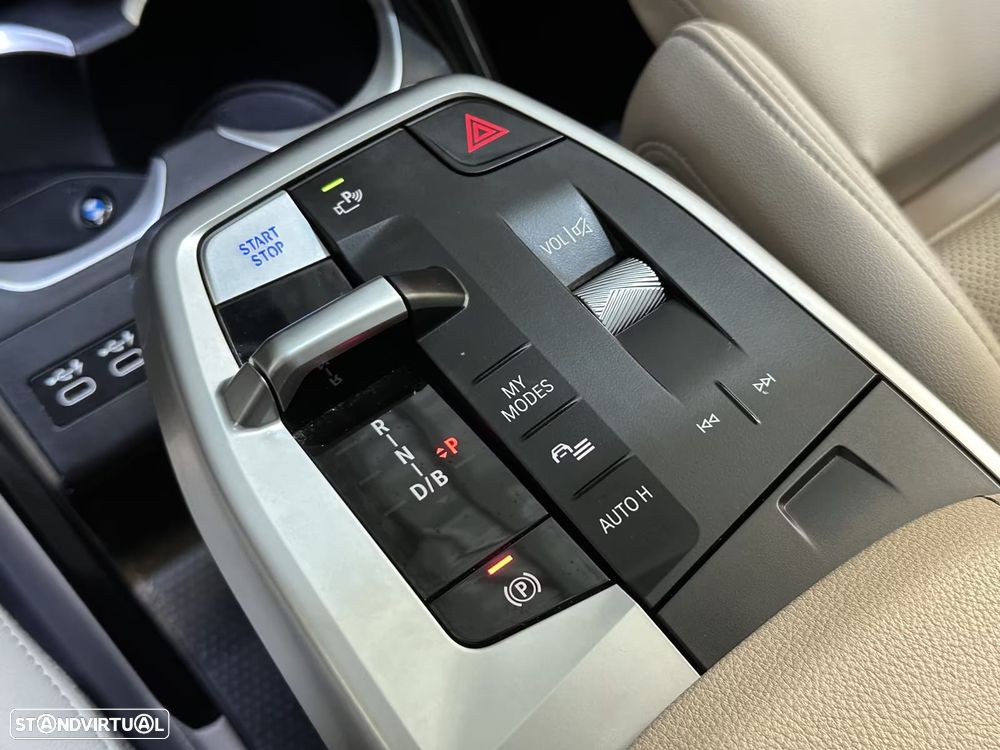 BMW iX1 xDrive30 xLine - 19