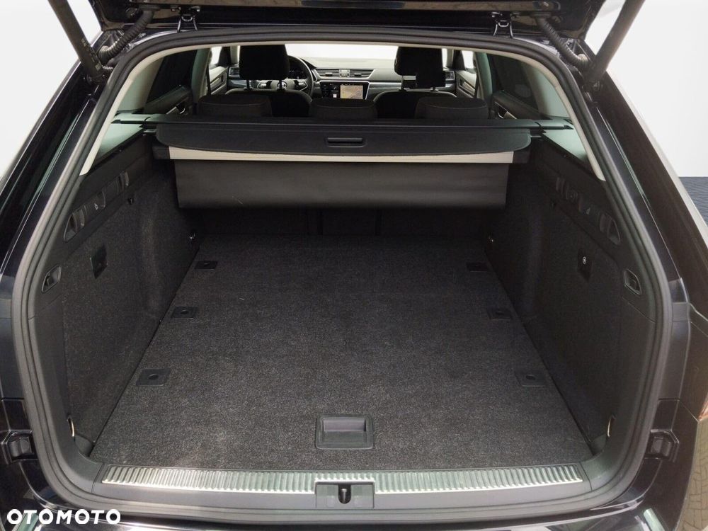 Skoda Superb 2.0 TDI SCR Style DSG - 41