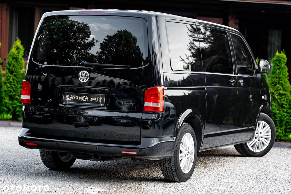 Volkswagen Multivan - 13
