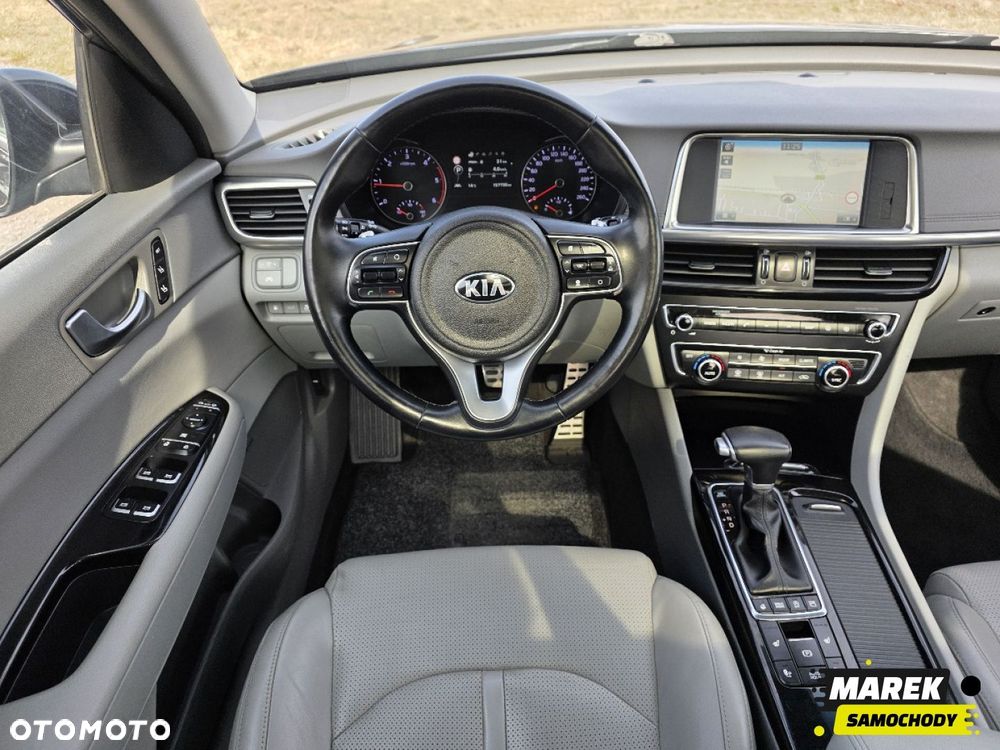 Kia Optima - 18