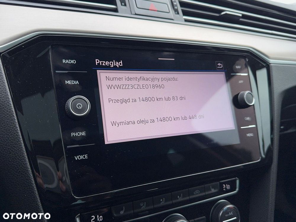 Volkswagen Passat 2.0 TSI Elegance DSG - 32