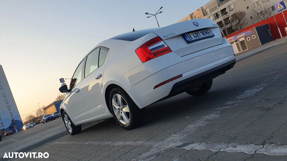 Skoda Octavia 1.6 TDI Style - 16