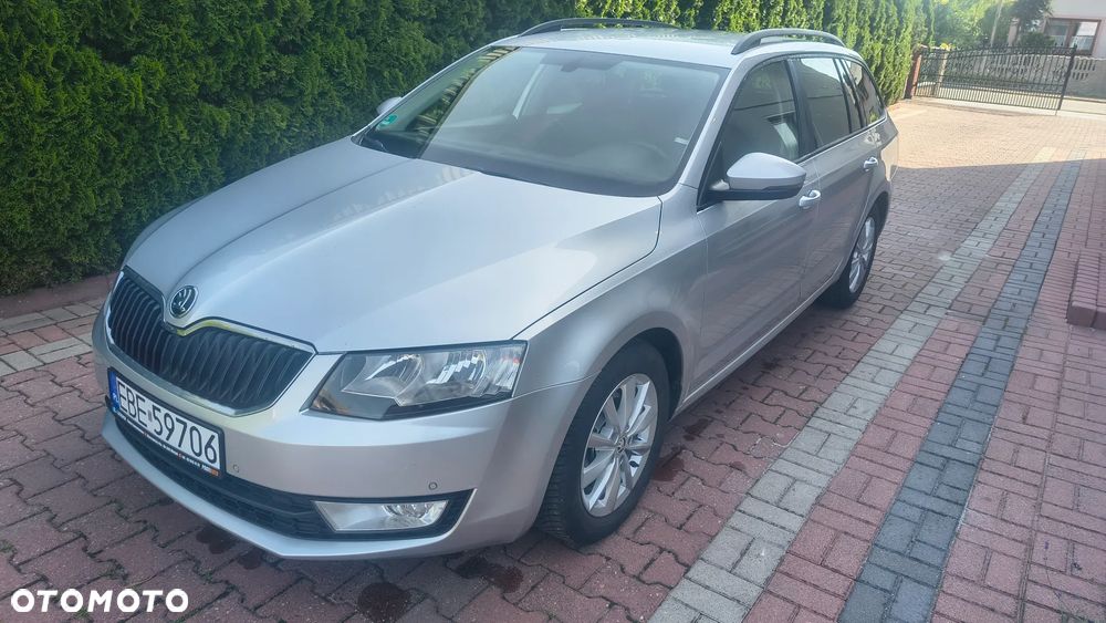 Skoda Octavia 2.0 TDI Ambition DSG - 2