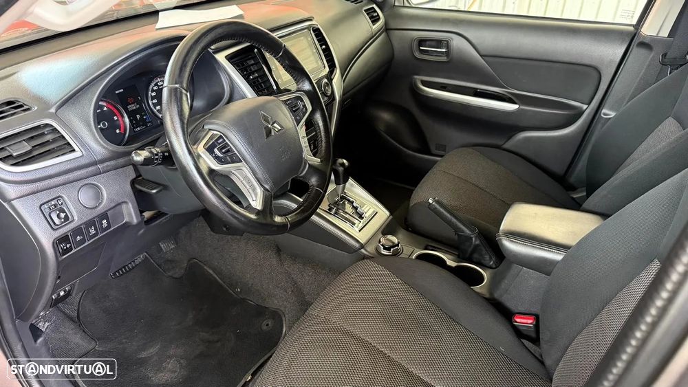 Mitsubishi L200 2.3 DI-D Strakar Space Cab Intense AT 4WD - 17