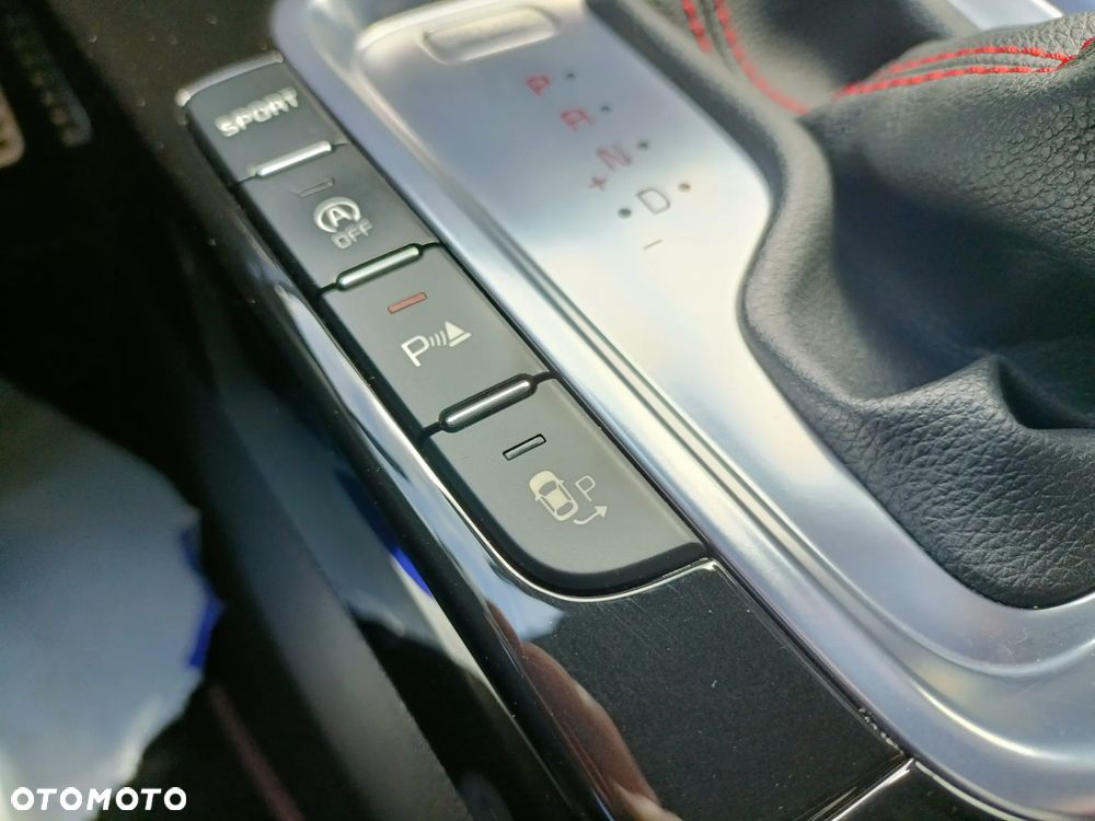 Kia ProCeed - 21