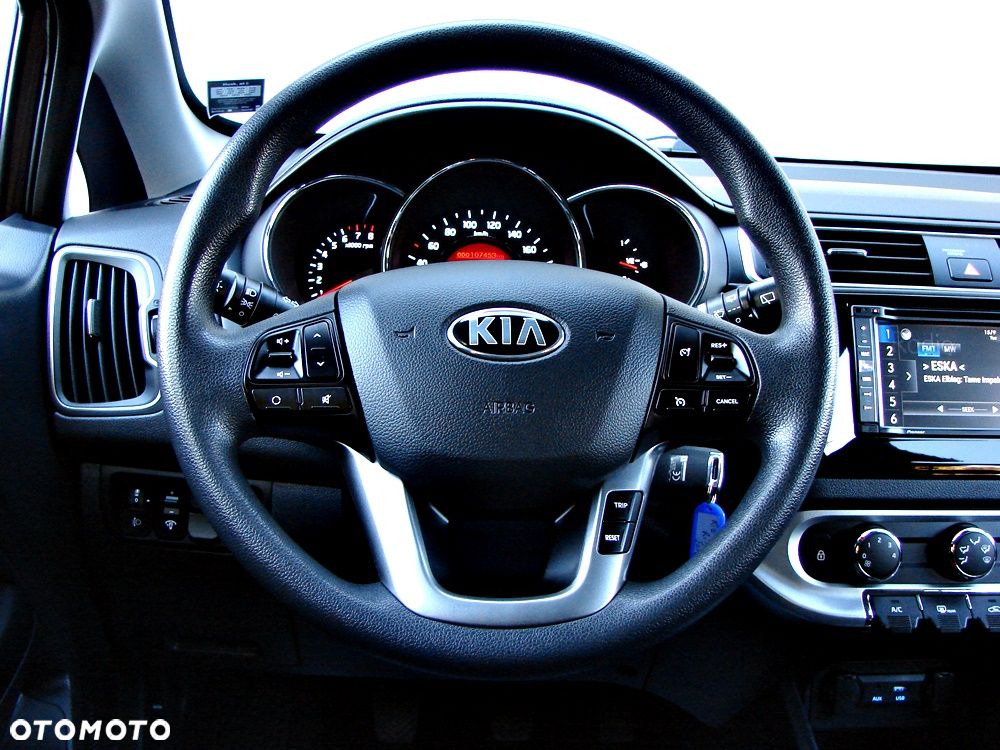 Kia Rio 1.2 ISG Dream-Team Edition - 26