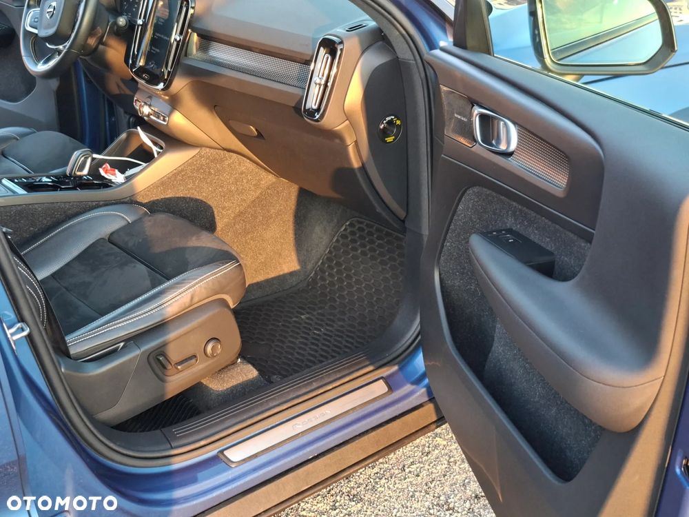 Volvo XC 40 T4 R-Design - 18
