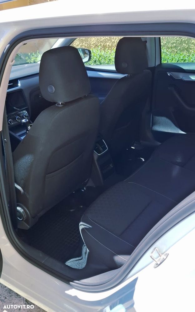 Skoda Octavia - 10