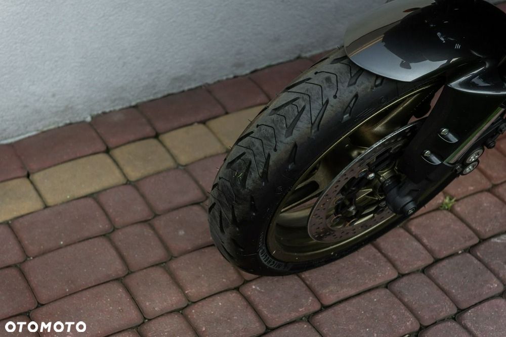 Yamaha FZ - 8