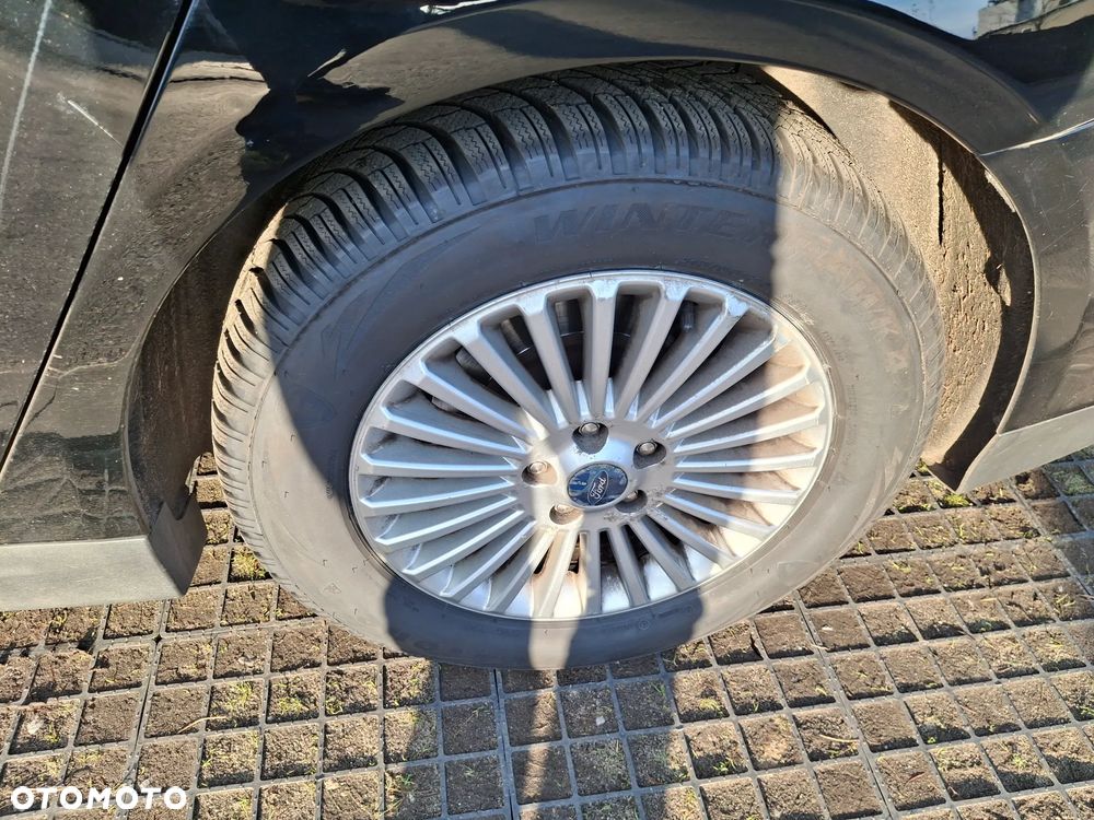 Ford Mondeo - 34