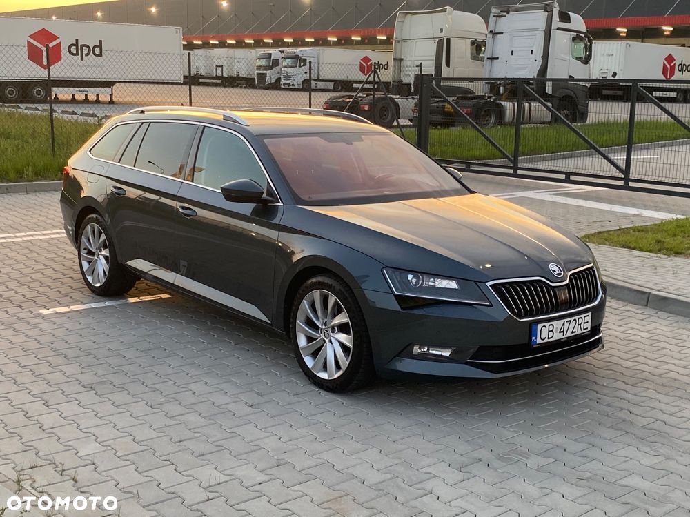 Skoda Superb 2.0 TDI Style DSG - 9