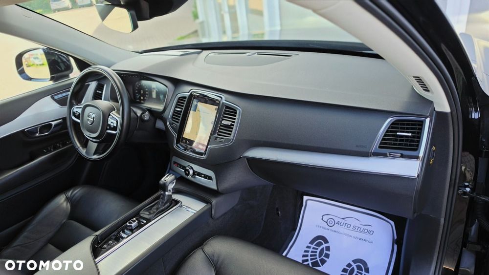 Volvo XC 90 - 11