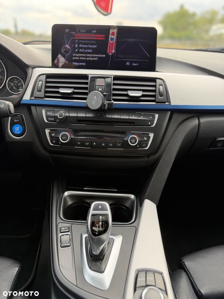 BMW Seria 3 335i - 14