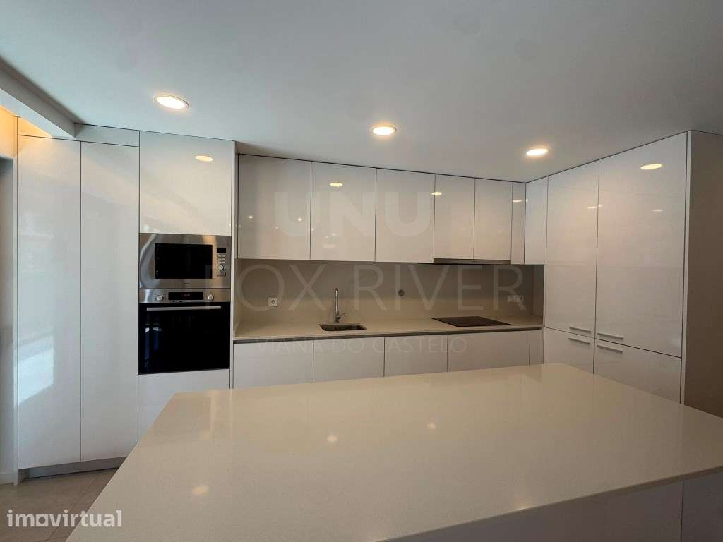 Espetacular Apartamento T2 em Fraião para arrendamento - Grande imagem: 3/15