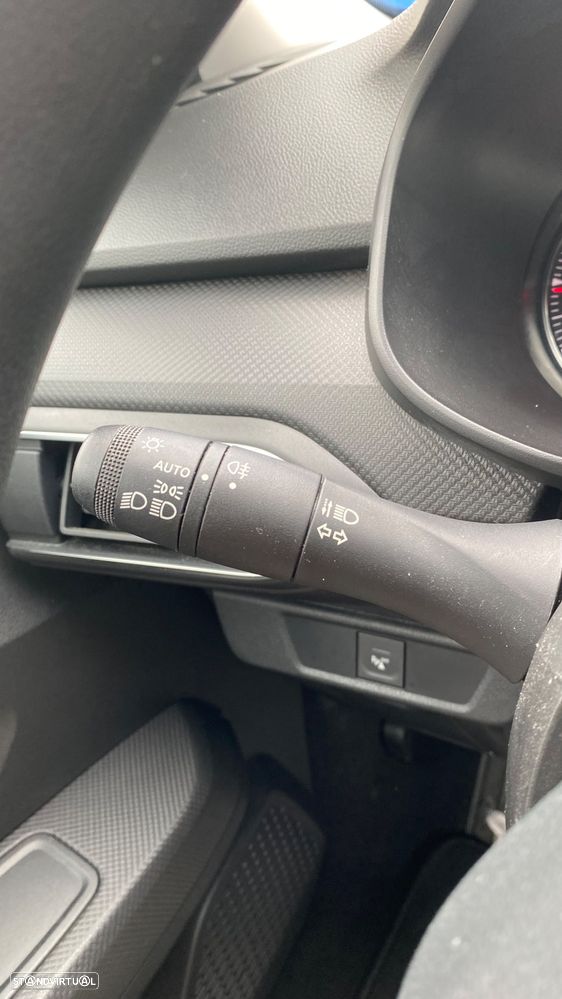 Dacia Sandero 1.0 SCe Essential - 31