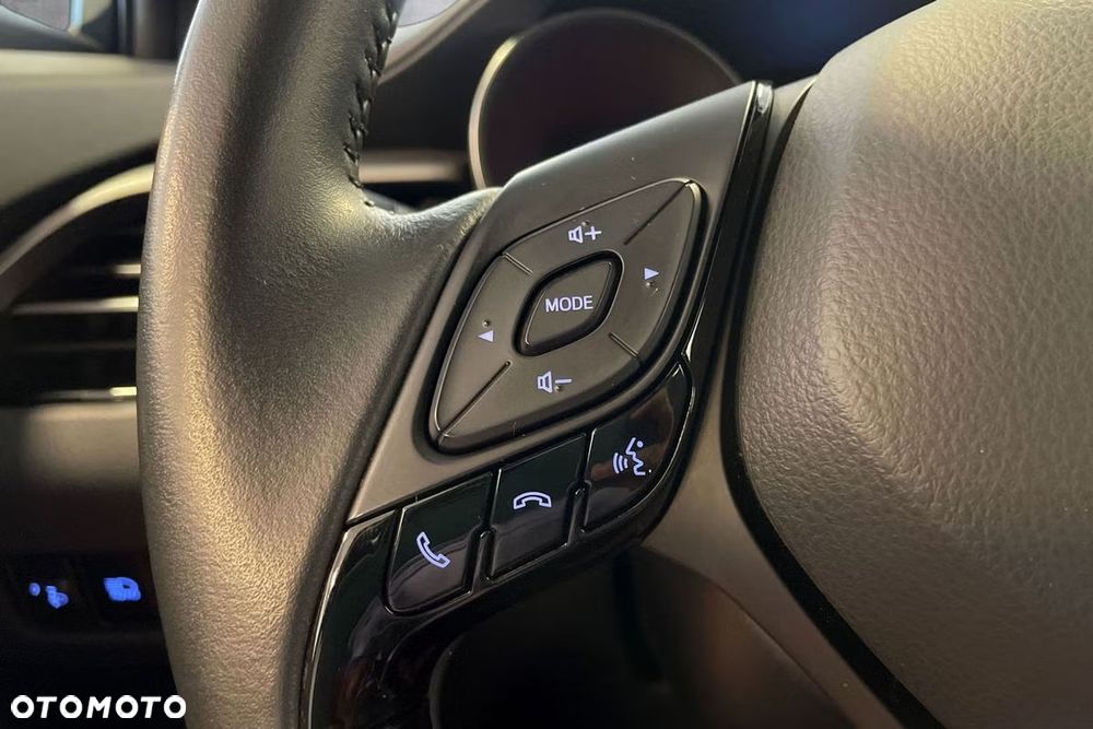 Toyota C-HR 1.8 Hybrid Premium - 24