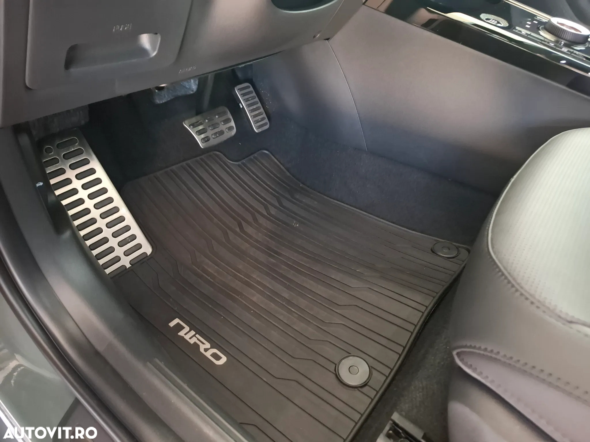 Kia Niro - 14