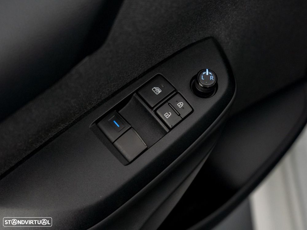 Toyota Yaris 1.5 HDF Comfort - 14