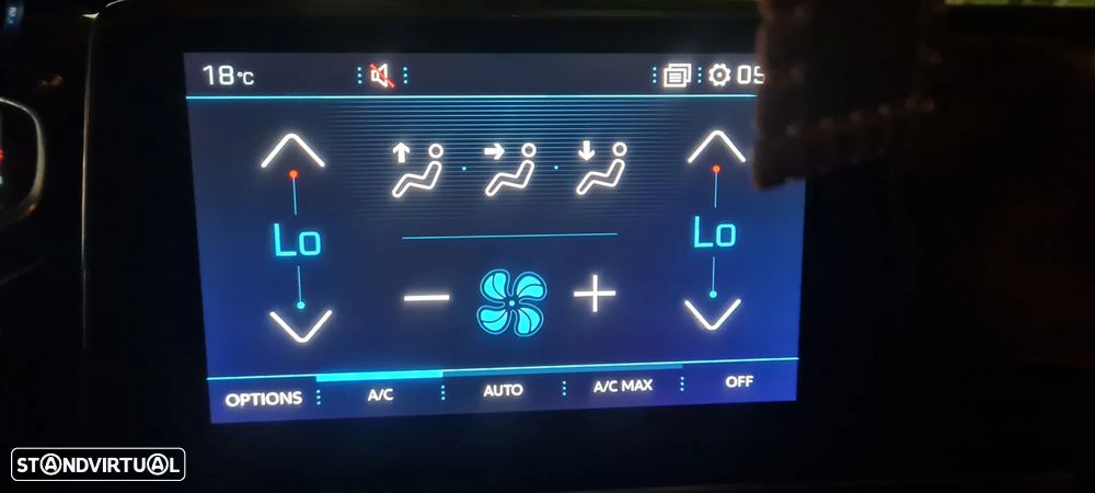 Peugeot 5008 BlueHDI 130 EAT8 Allure Business-Pack - 34