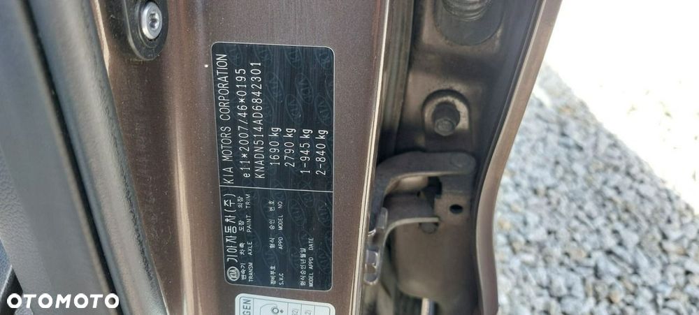 Kia Rio 1.4 CRDI Spirit - 9