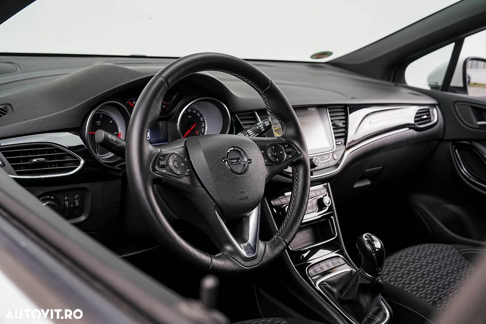 Opel Astra 1.6 D Start/Stop 120 Jahre - 12