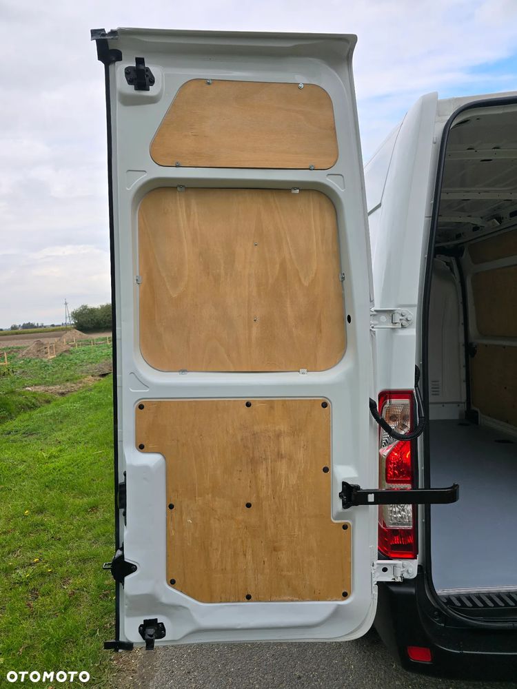 Opel Movano - 32