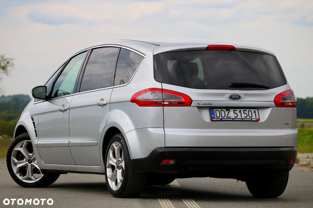 Ford S-Max 2.0 TDCi DPF Titanium - 24