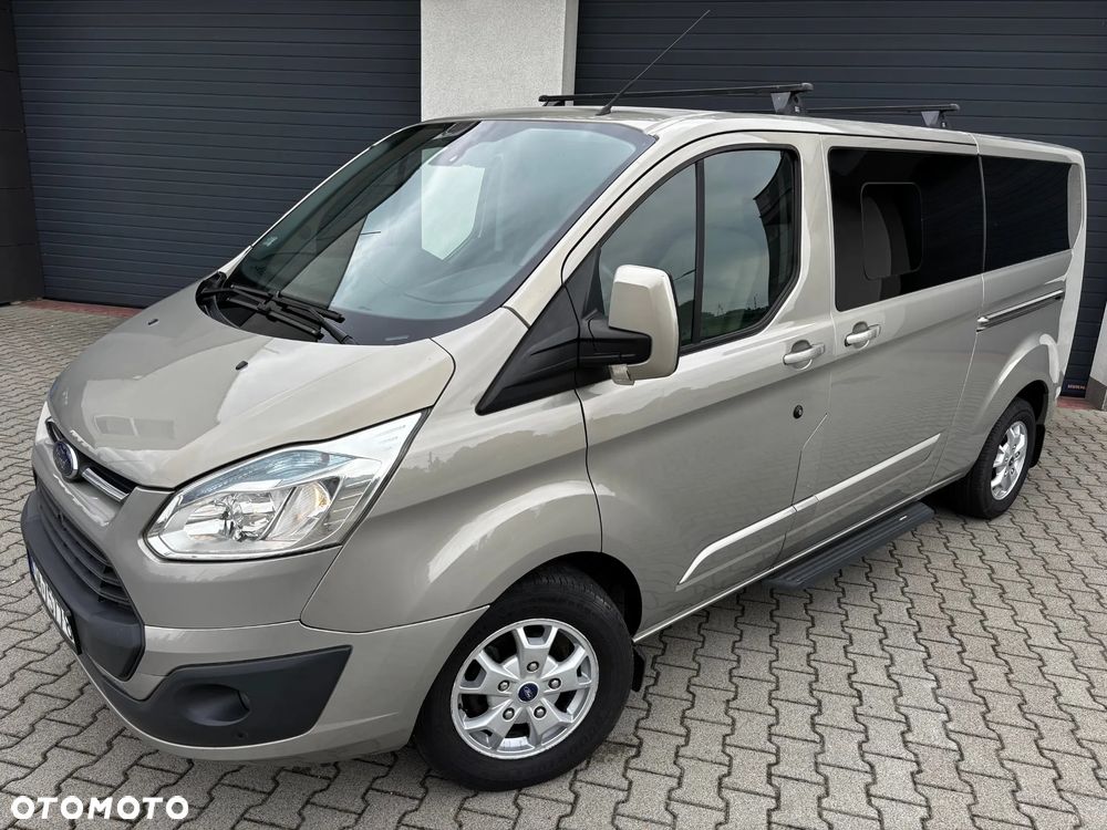 Ford Tourneo Custom 300 L2H1 VA Titanium - 8