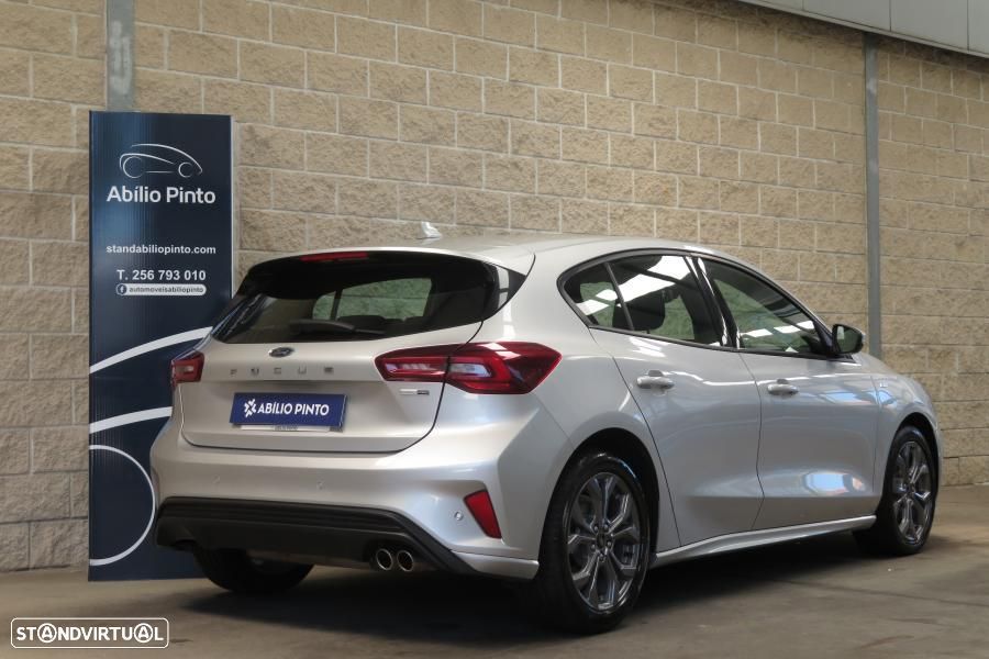 Ford Focus 1.0 EcoBoost MHEV ST-Line - 25