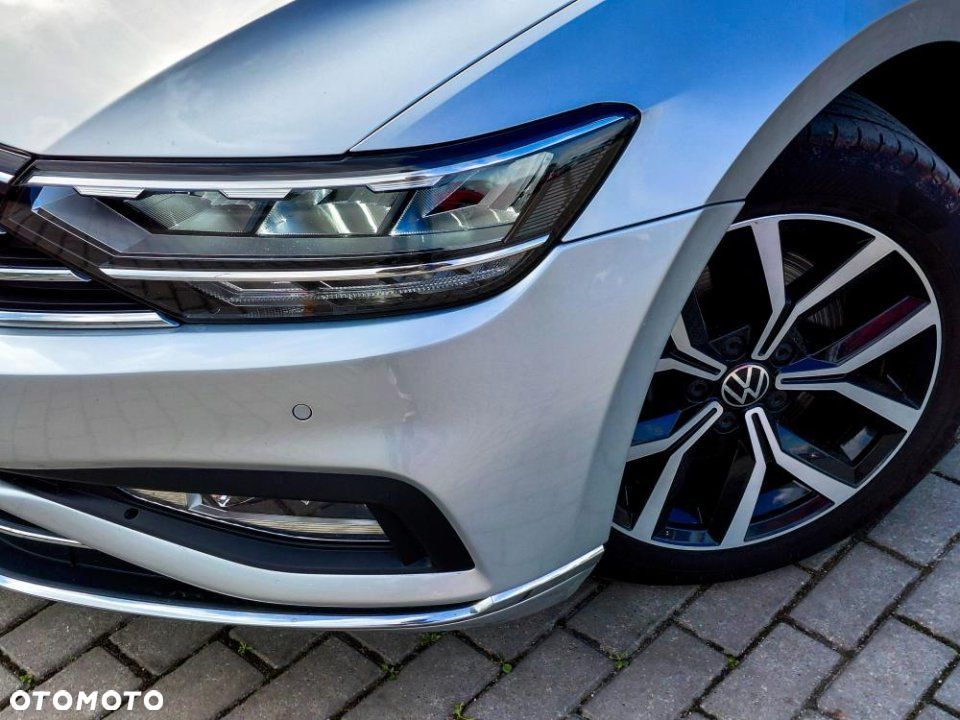 Volkswagen Passat - 7