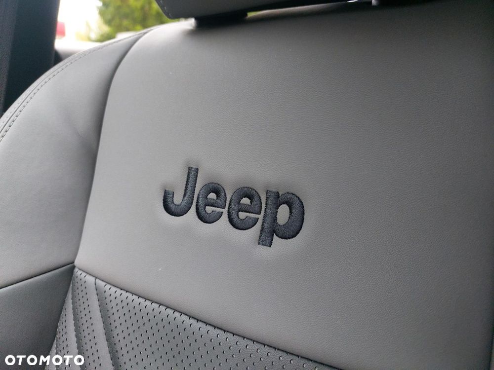 Jeep Compass 1.2 T3 mHEV Summit FWD DCT - 27