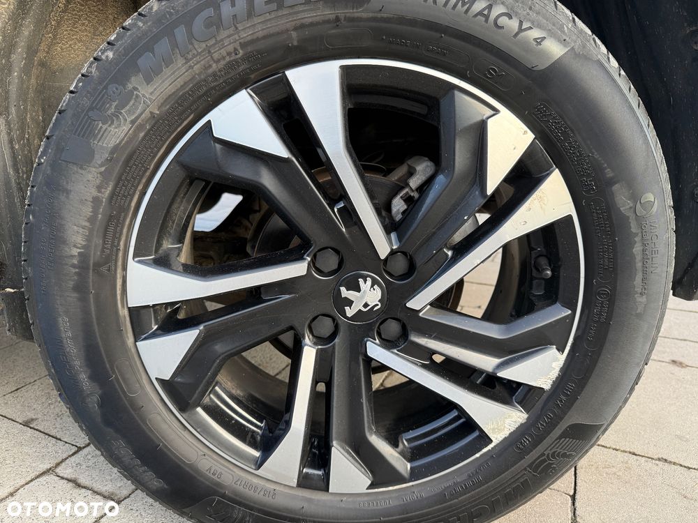 Peugeot 2008 1.5 BlueHDi Allure Pack S&S EAT8 - 12