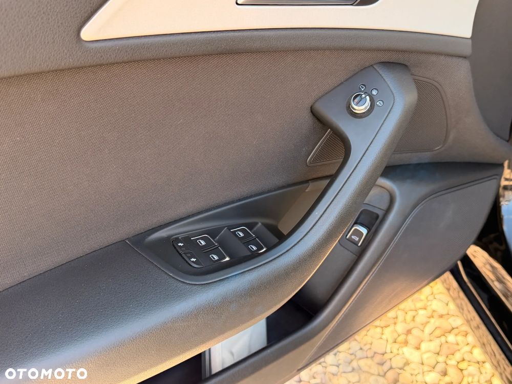 Audi A6 Avant 2.0 TDI Ultra S tronic - 26