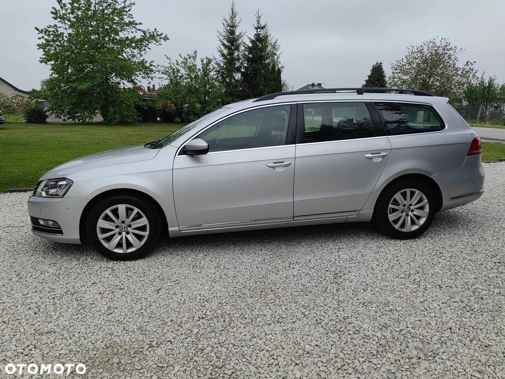 Volkswagen Passat 2.0 TDI Highline R-Style - 5