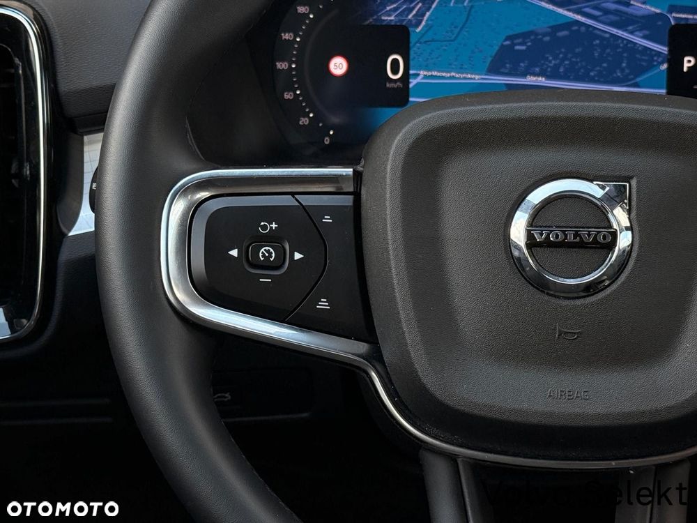 Volvo XC 40 B3 Plus Dark - 15
