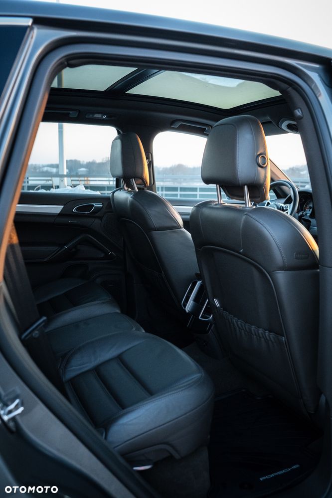 Porsche Cayenne S Diesel - 13