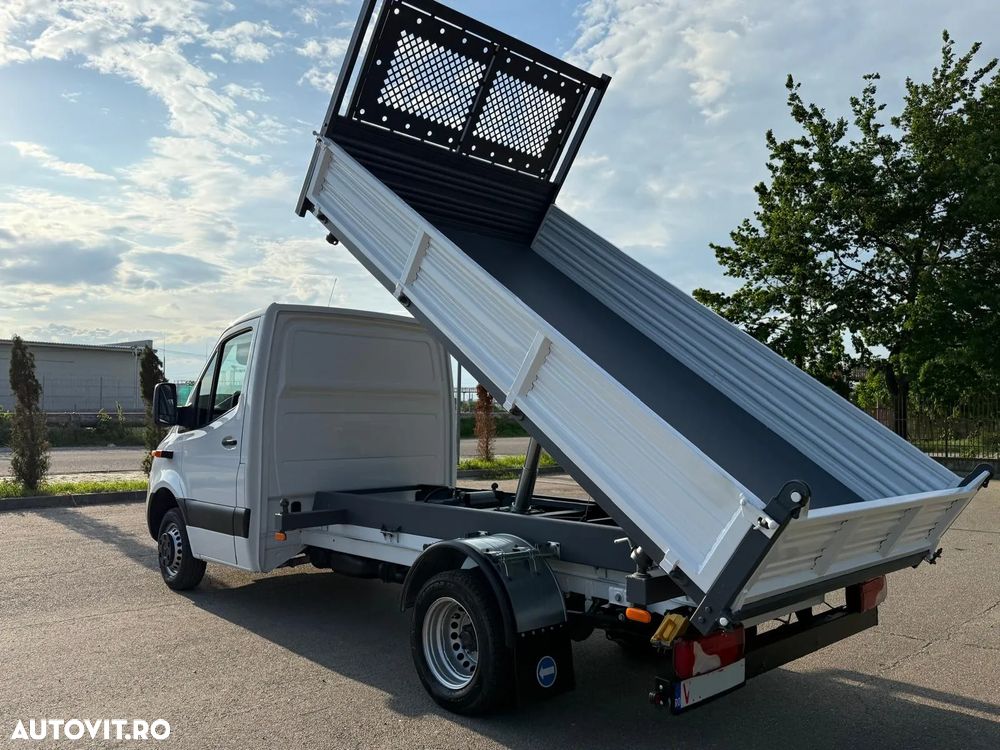 Mercedes-Benz Sprinter - 3