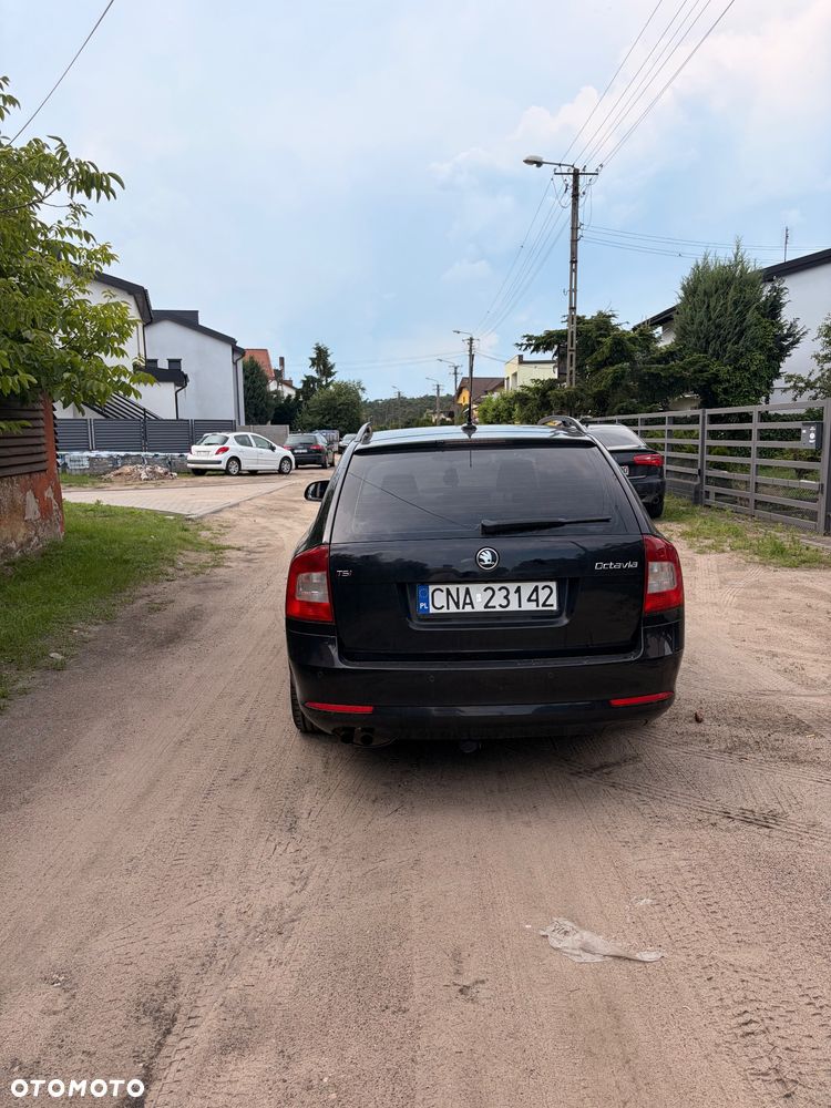 Skoda Octavia 1.8 TSI Elegance DSG - 4