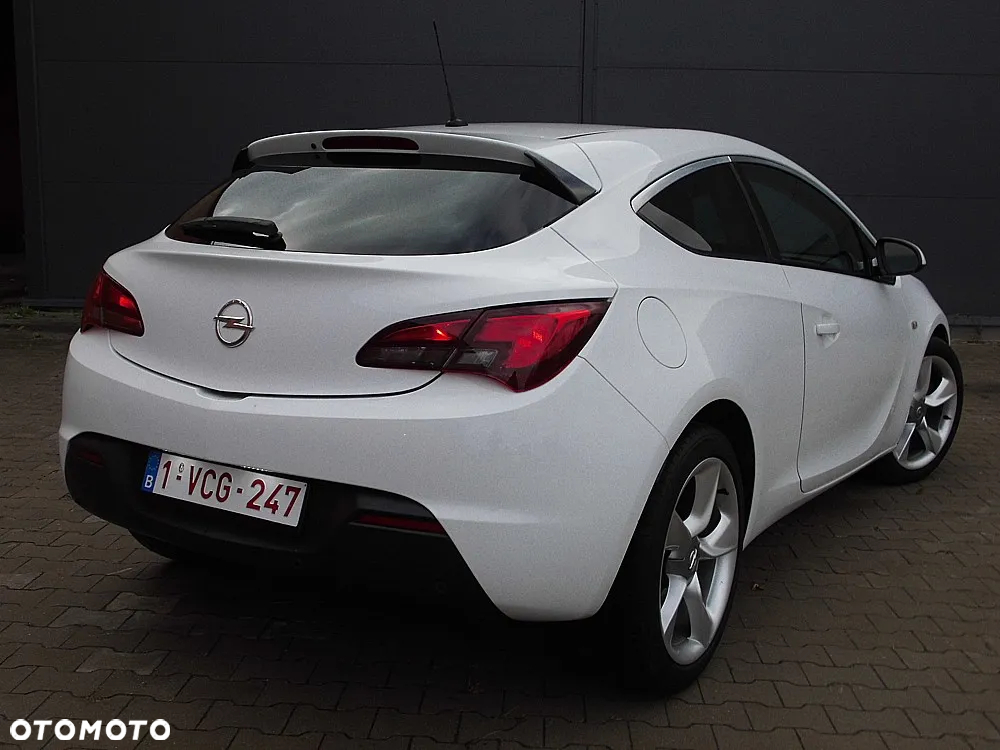Opel Astra GTC 1.4 Turbo - 13