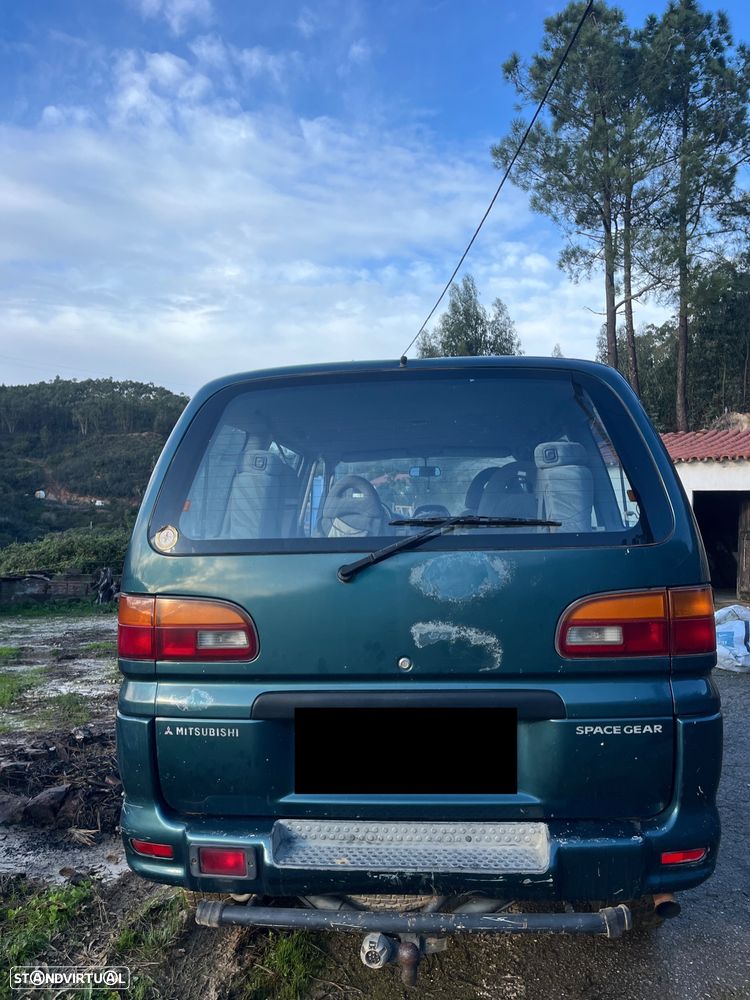 Mitsubishi Space Gear 2.5 TD GLX 4WD - 19