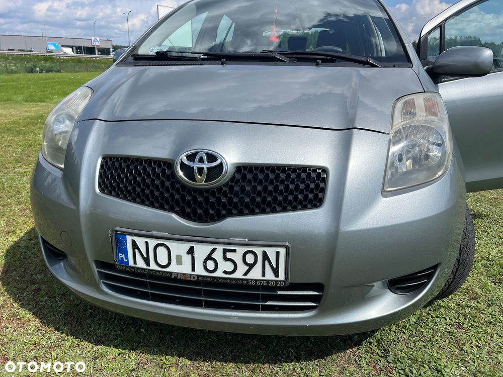 Toyota Yaris 1.0 Terra A/C - 22