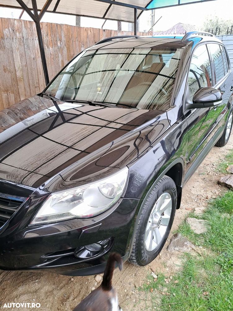 Volkswagen Tiguan - 2