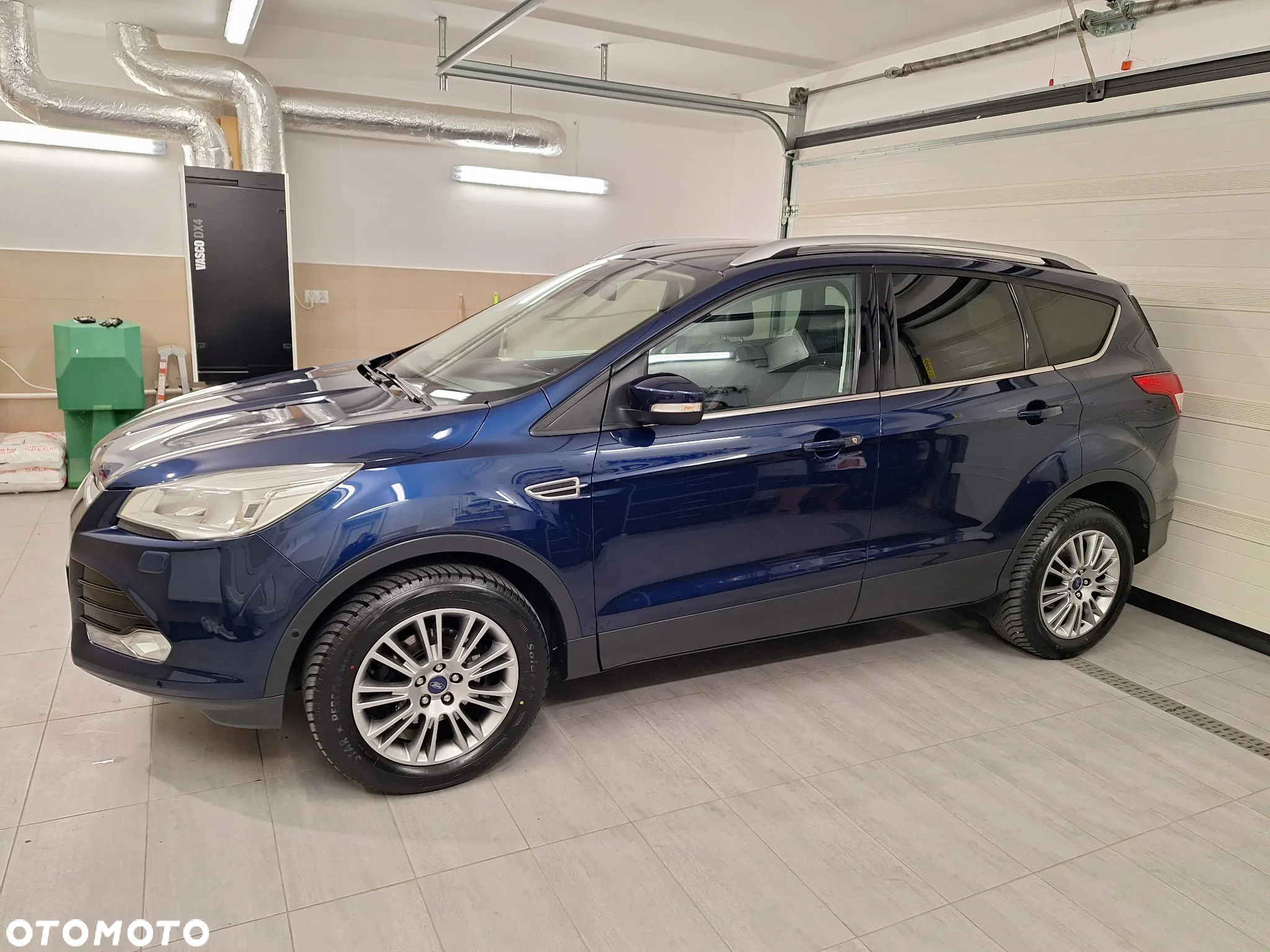 Ford Kuga 1.6 EcoBoost 2x4 Titanium - 7