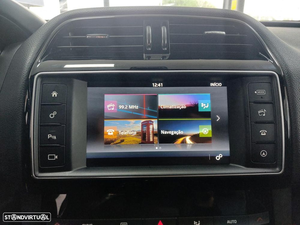 Jaguar F-Pace 2.0 i4D Prestige AWD - 30