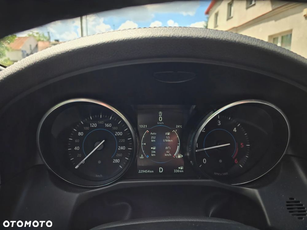 Jaguar XF 2.0 i4D R-Sport - 13