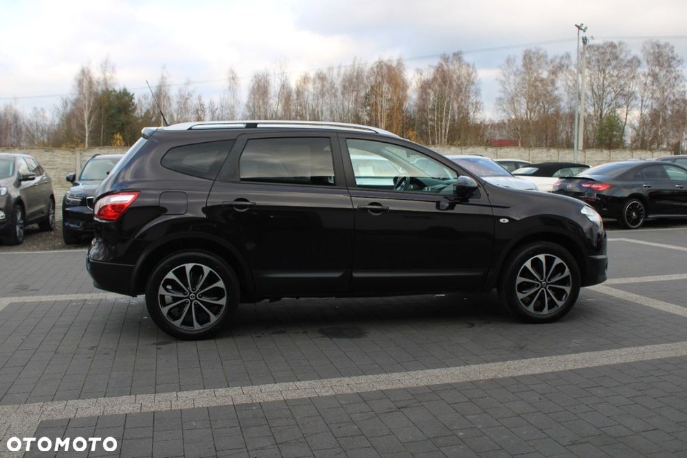 Nissan Qashqai+2 - 11