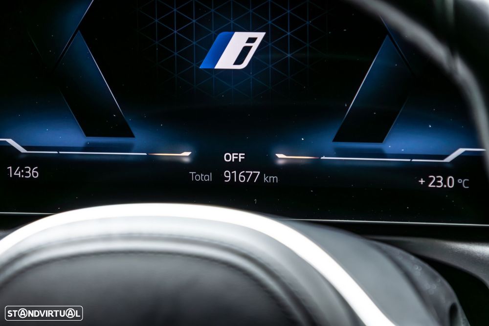 BMW i4 eDrive40 Desportiva M - 22