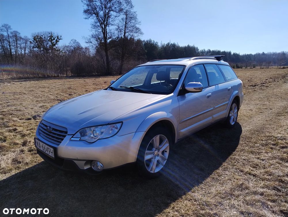 Subaru Outback 2.5i AT - 6