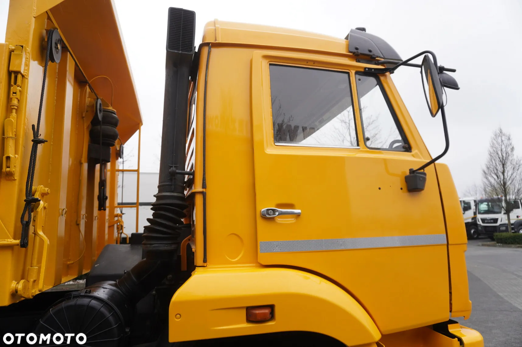 Kamaz T2530 E5 6×4 / Wywrotka 3 stronna - 19
