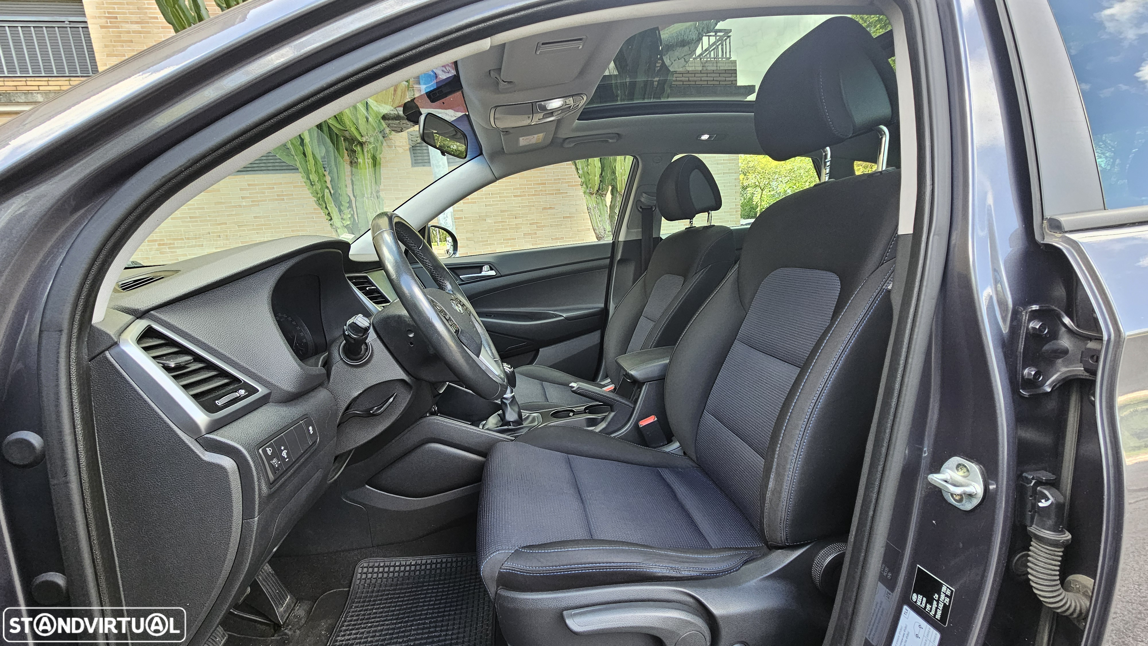 Hyundai Tucson 1.7 CRDi Premium - 11